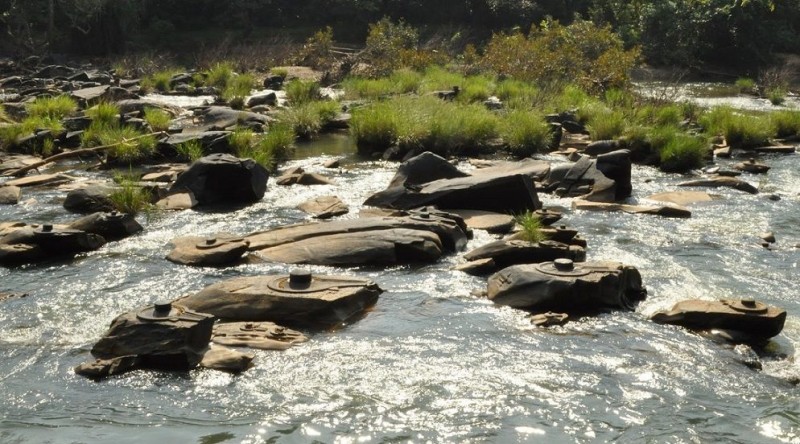 Countless Shiva linga at Sahasralinga