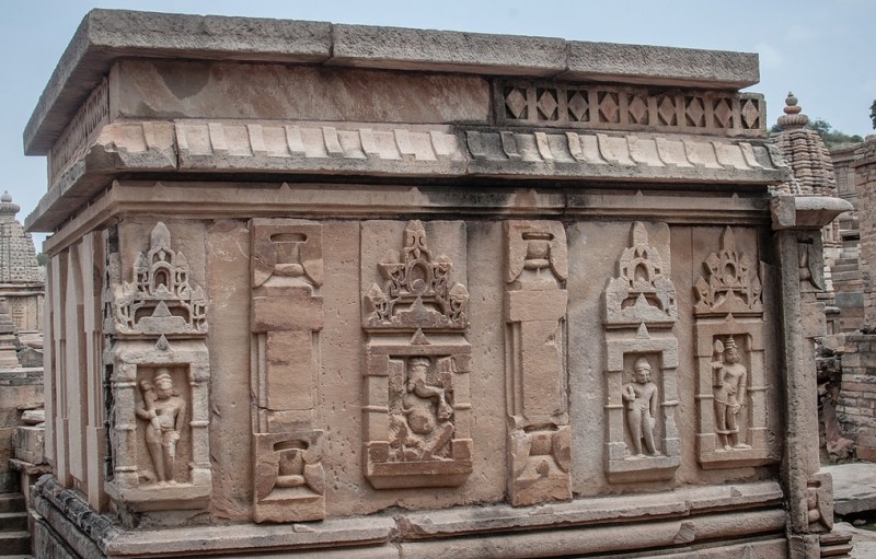  Bateshwar Temple Complex, Morena
