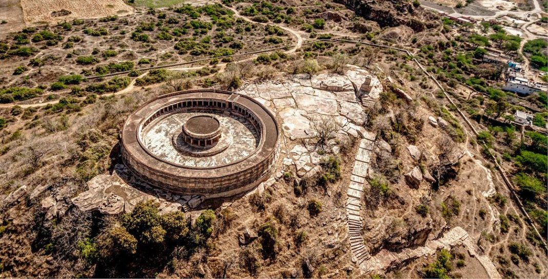aerial-view-of-Mitawali-Temple