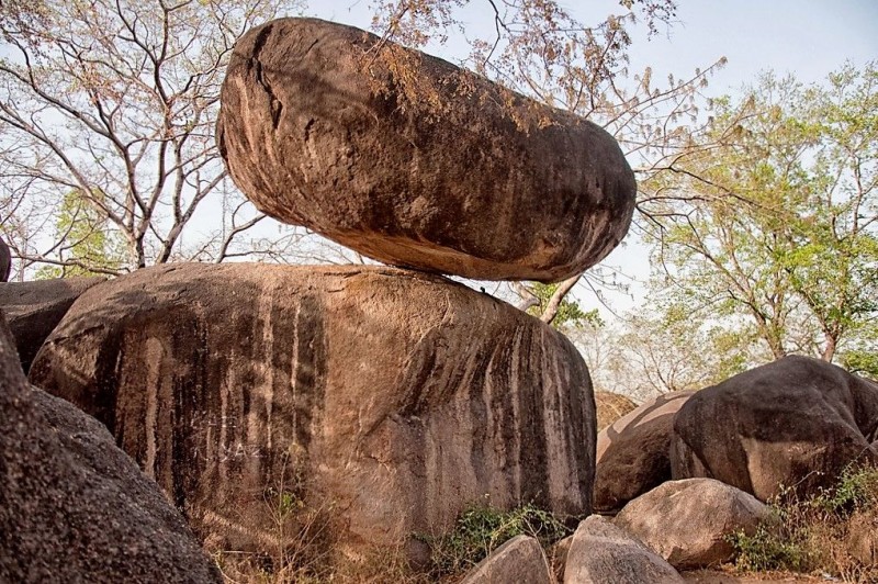 Balancing Rock, Jabalpur