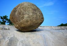 Mahabalipuram Krishnas Butterball