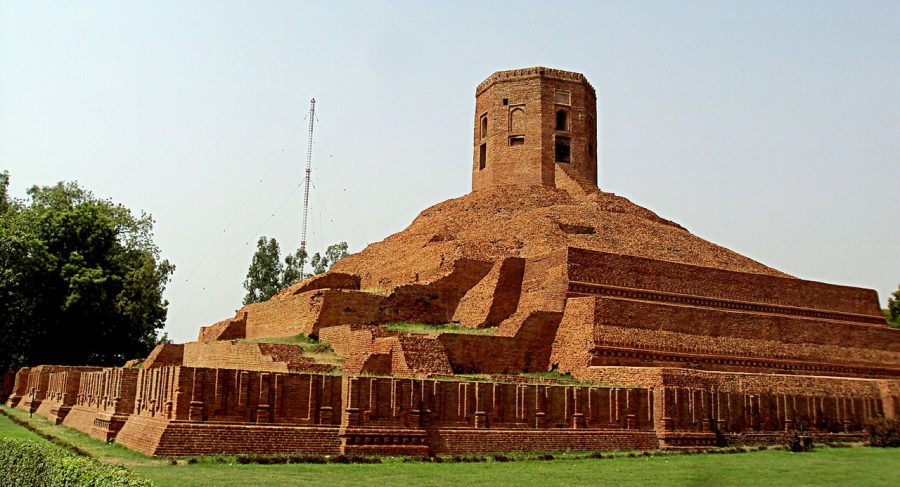 Chaukhandi Stupa is an important Buddhist stupa in Sarnath, India.