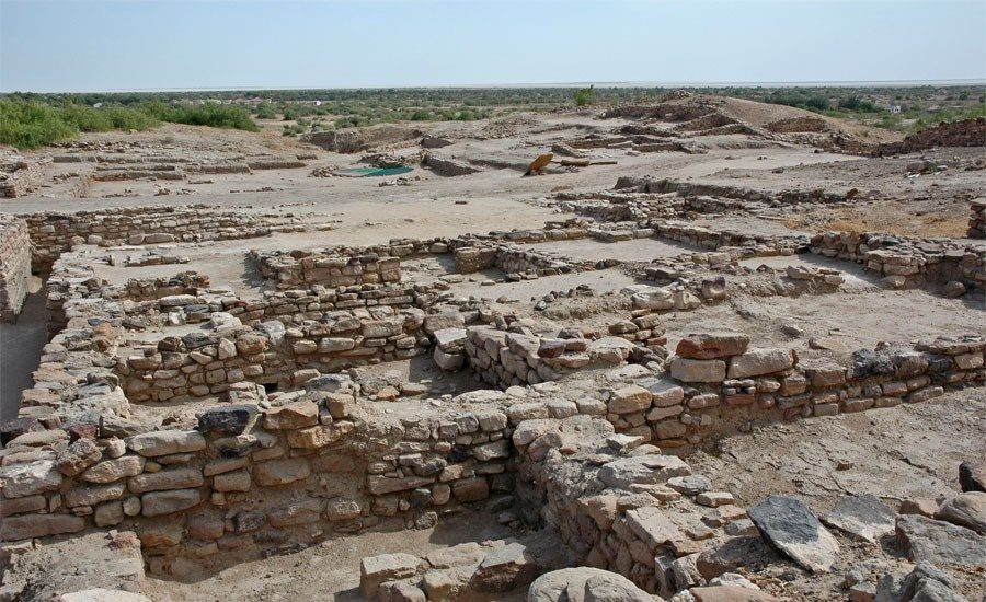 Ruins of the middle town at Dholavira img source