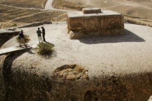 101116_mes_aynak_blog-324×400