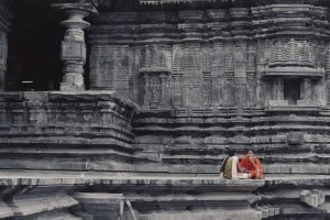 1280px-Thousand_Pillar_Temple_Warangal-1068×668