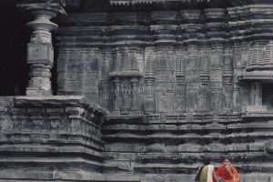 1280px-Thousand_Pillar_Temple_Warangal-533×261