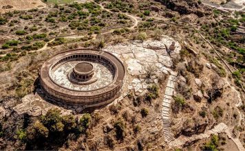 aerial-view-of-Mitawali-Temple