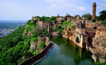 Chittorgarh Fort is the largest fort in India