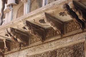 Angels-at-the-temple-at-Malka